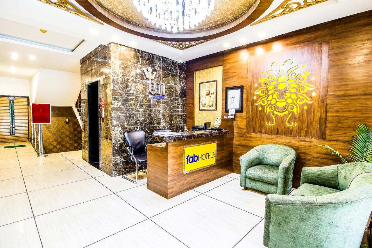 Fabhotel Le Monarque Чандигарх Экстерьер фото
