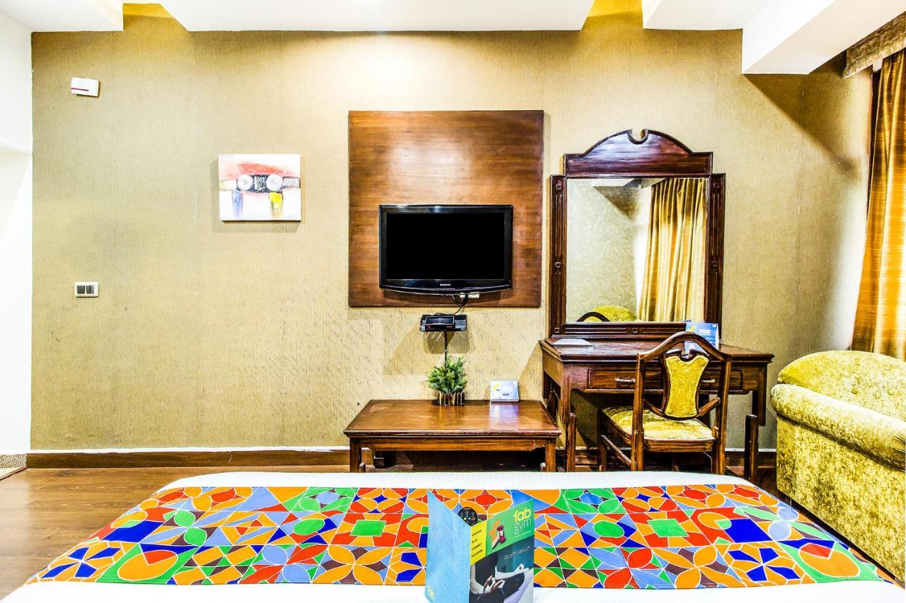 Fabhotel Le Monarque Чандигарх Экстерьер фото
